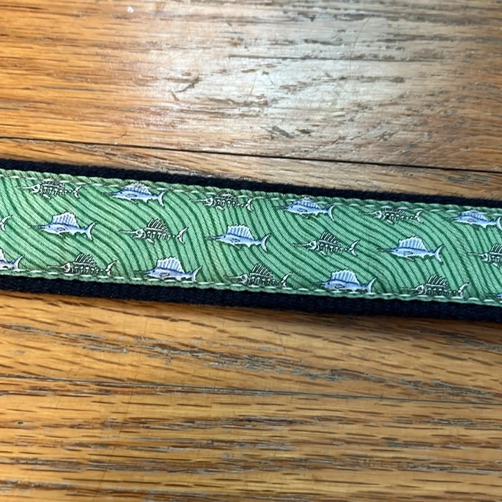 Vineyard Vines boy belt